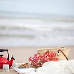 Villa Beachfront House, Valencia, Wifi, Paddle Surf Board, Incredible Views *