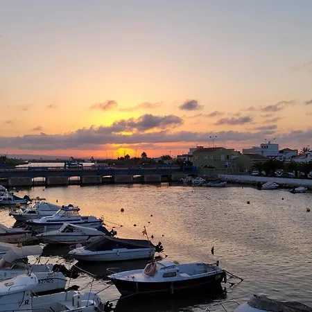 别墅 Beachfront House, Valencia, Wifi, Paddle Surf Board, Incredible Views 苏埃卡