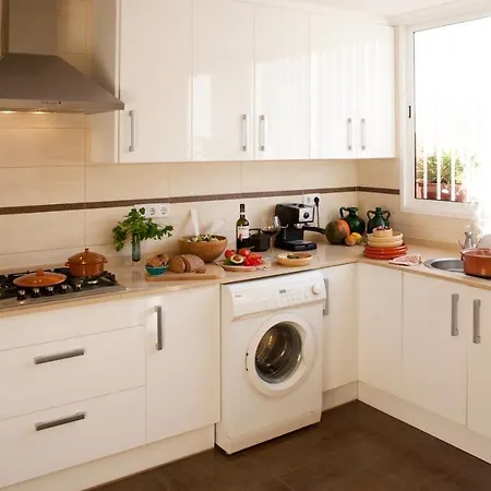 Beachfront House, Valencia, Wifi, Paddle Surf Board, Incredible Views * Sueca